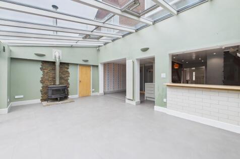 CAM04578G0-PR0030...