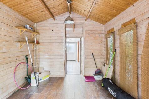 CAM04578G0-PR0030...