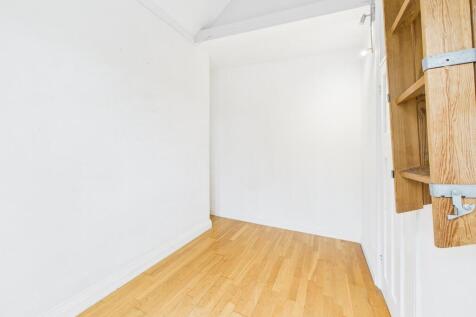 CAM04578G0-PR0030...