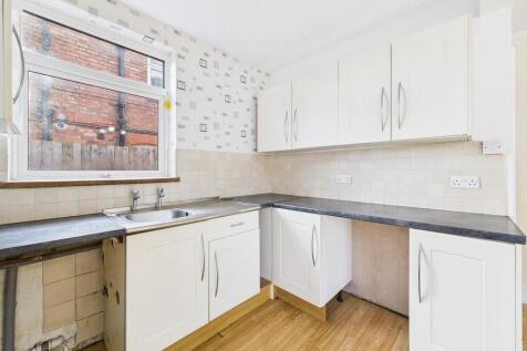 CAM04578G0-PR0032...