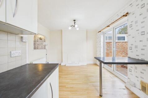 CAM04578G0-PR0032...