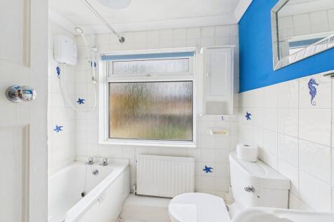 CAM04578G0-PR0032...