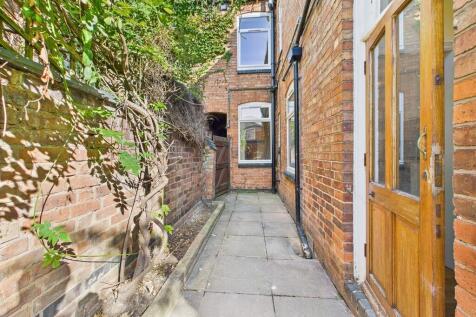 CAM04578G0-PR0027...