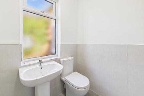 CAM04578G0-PR0027...