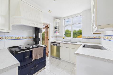 CAM04578G0-PR0031...