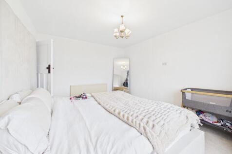 CAM04578G0-PR0031...