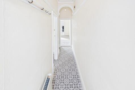 CAM04578G0-PR0025...