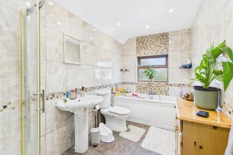 CAM04578G0-PR0028...