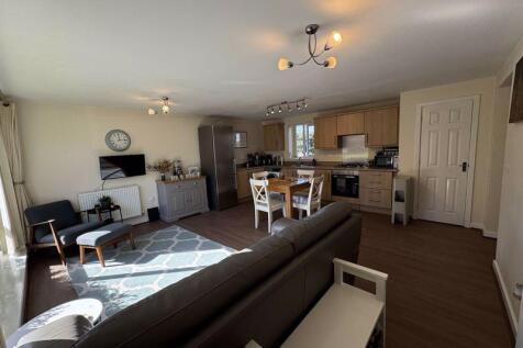 Lviign room/Kitchen