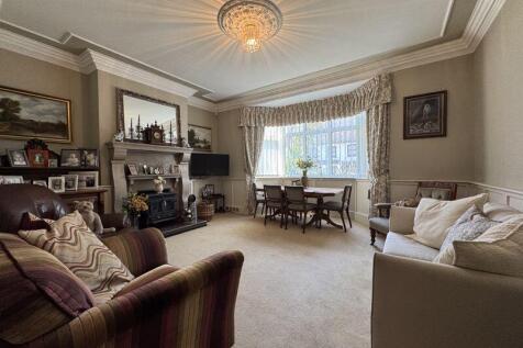 Front Lounge
