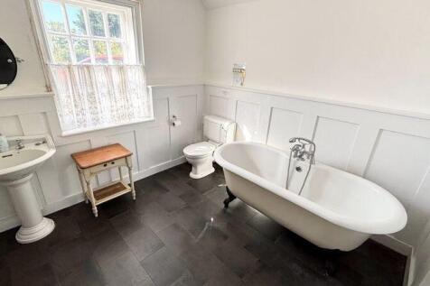 Downstairs Bathroom