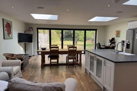Kitchen/Diner/Family Room