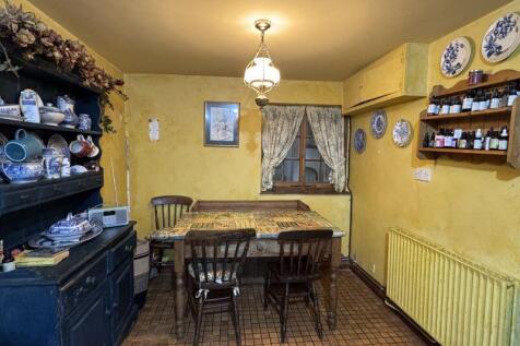 Breakfast Room