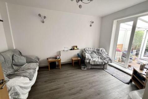LOUNGE/DINER