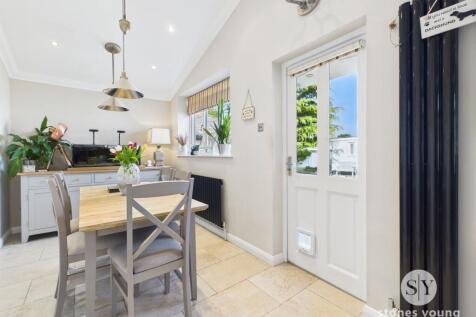 Breakfast Room
