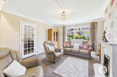 Lounge / Dining Room