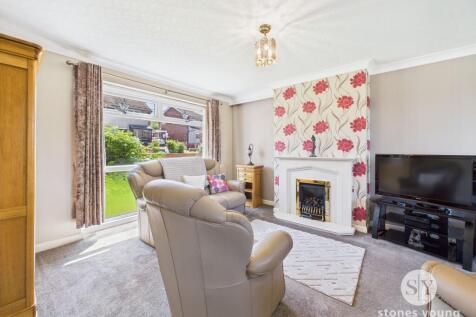 Lounge / Dining Room