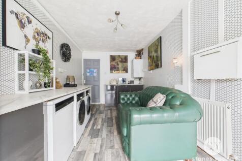 Second Reception/Utility Area
