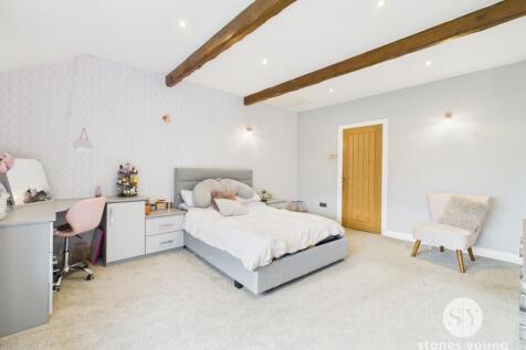 Bedroom Two (pink room)