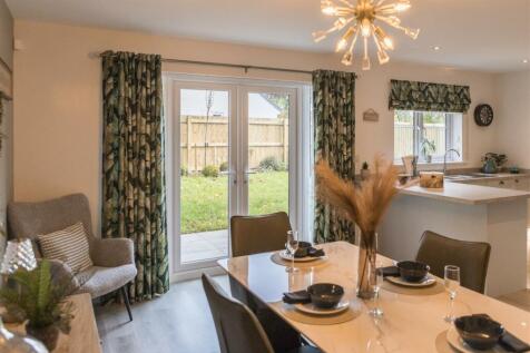 OPEN PLAN LIVING KITCHEN