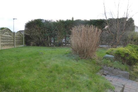 SIDE GARDEN