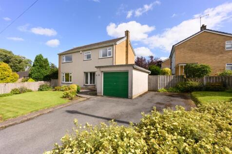 DRIVE AND GARAGE