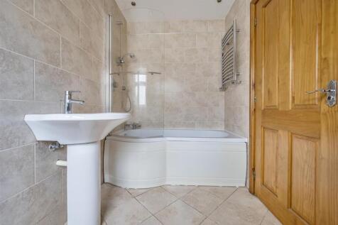 DOWNSTAIRS BATHROOM