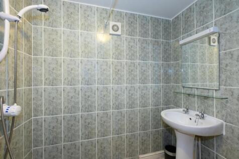 SHOWER/WET ROOM