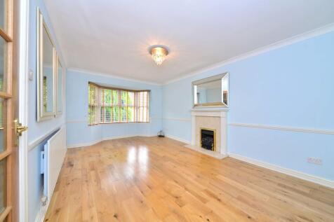 3 Deeley Close - ...