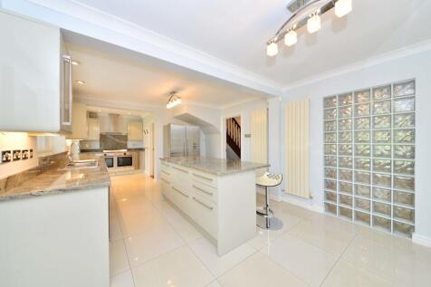 3 Deeley Close - ...
