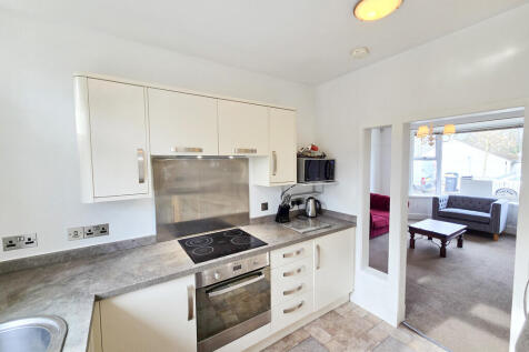 Kitchen 3