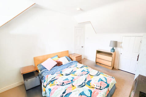 Bedroom 1C