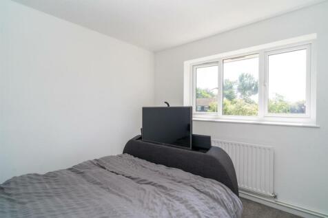 007-14 Bray Close.jpg