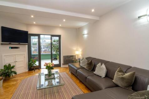 Reception One/Lounge