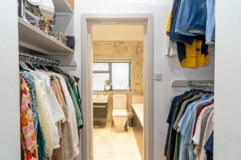 Walk in Wardrobe