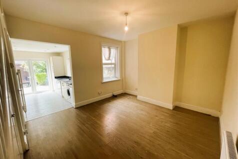 118 Richmond Road dining room.jpeg