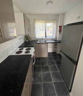 almond crt kitchen .JPG