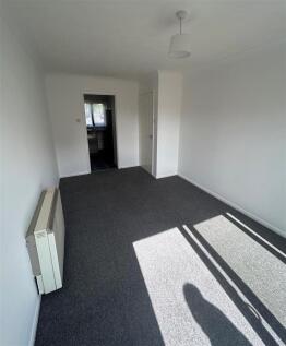 almond crt lounge 2.JPG