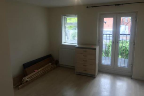 Bedroom 1.png