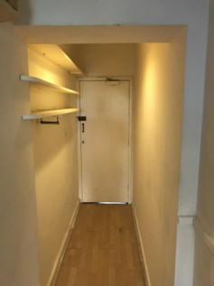 Hallway 1.png