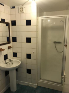 Bathroom 2.png