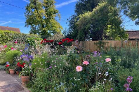 Rookery Thatch Garden III.jpg