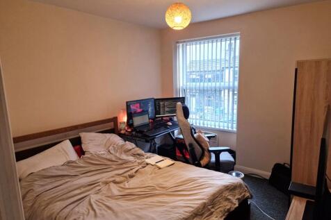 main bedroom 5CS