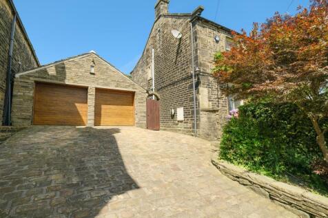 DRIVEWAY/GARAGE
