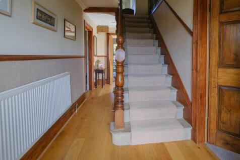 HALLWAY/STAIRCASE