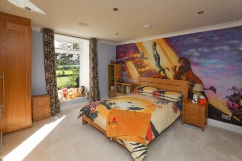 BEDROOM 3