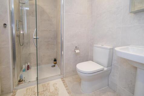 ENSUITE 2