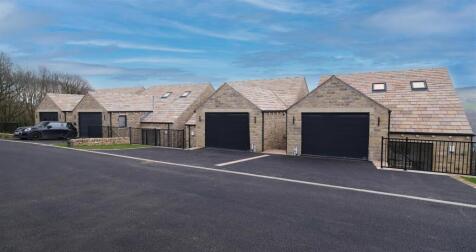 DRIVEWAY/GARAGE
