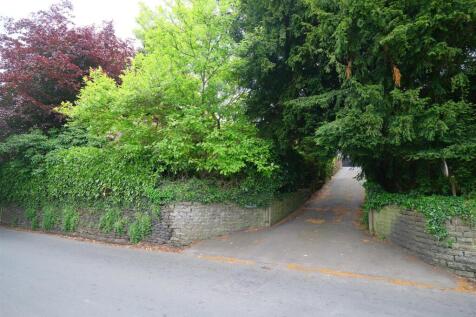 DRIVEWAY/ENTRANCE
