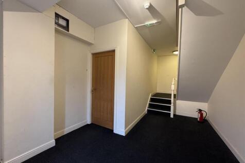 COMMUNAL HALLWAY